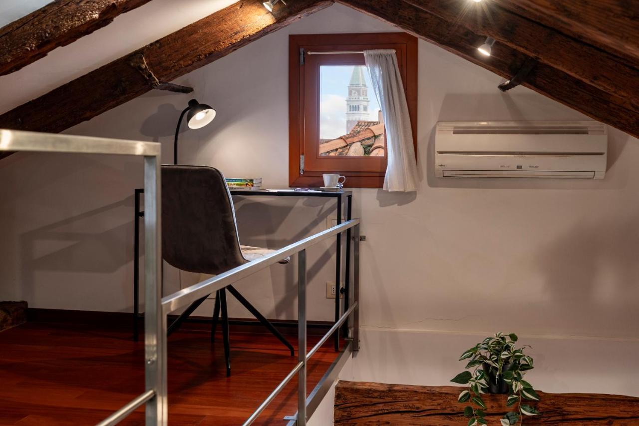 Glass House - Loft 2 Minutes To Rialto Bridge & View Venice Exterior photo